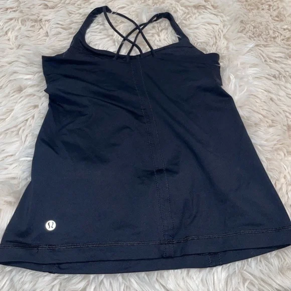 Lululemon tank top - Picture 2 of 4